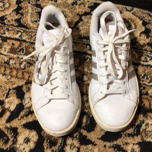 Adidas Cloudfoam Sneakers Size 7y